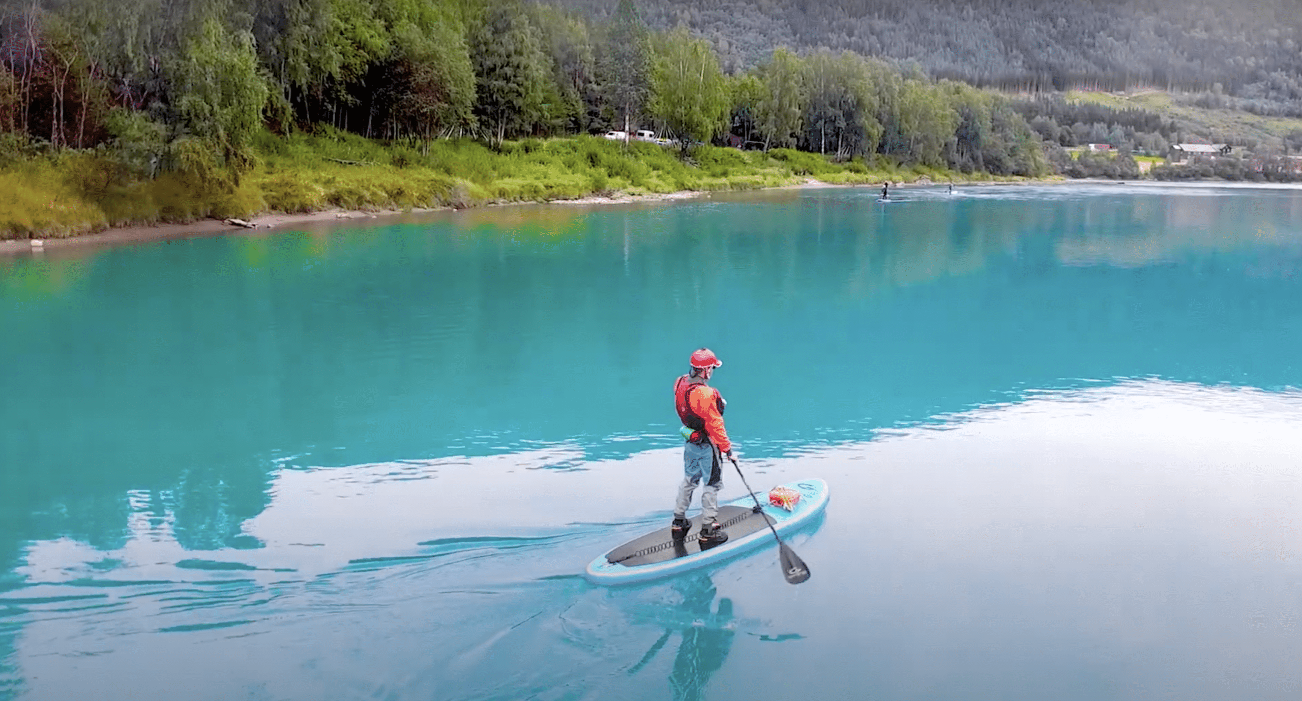 sjoafamilierafting video av SUP